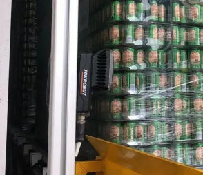百年青啤邂逅智能制造！?？禉C器人為青島啤酒注入智造新活力